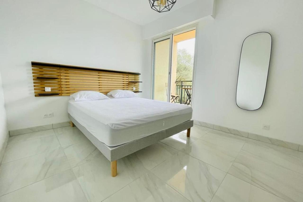 Nice And Bright 60 M With Terrace View On The Sea Ajaccio  Extérieur photo